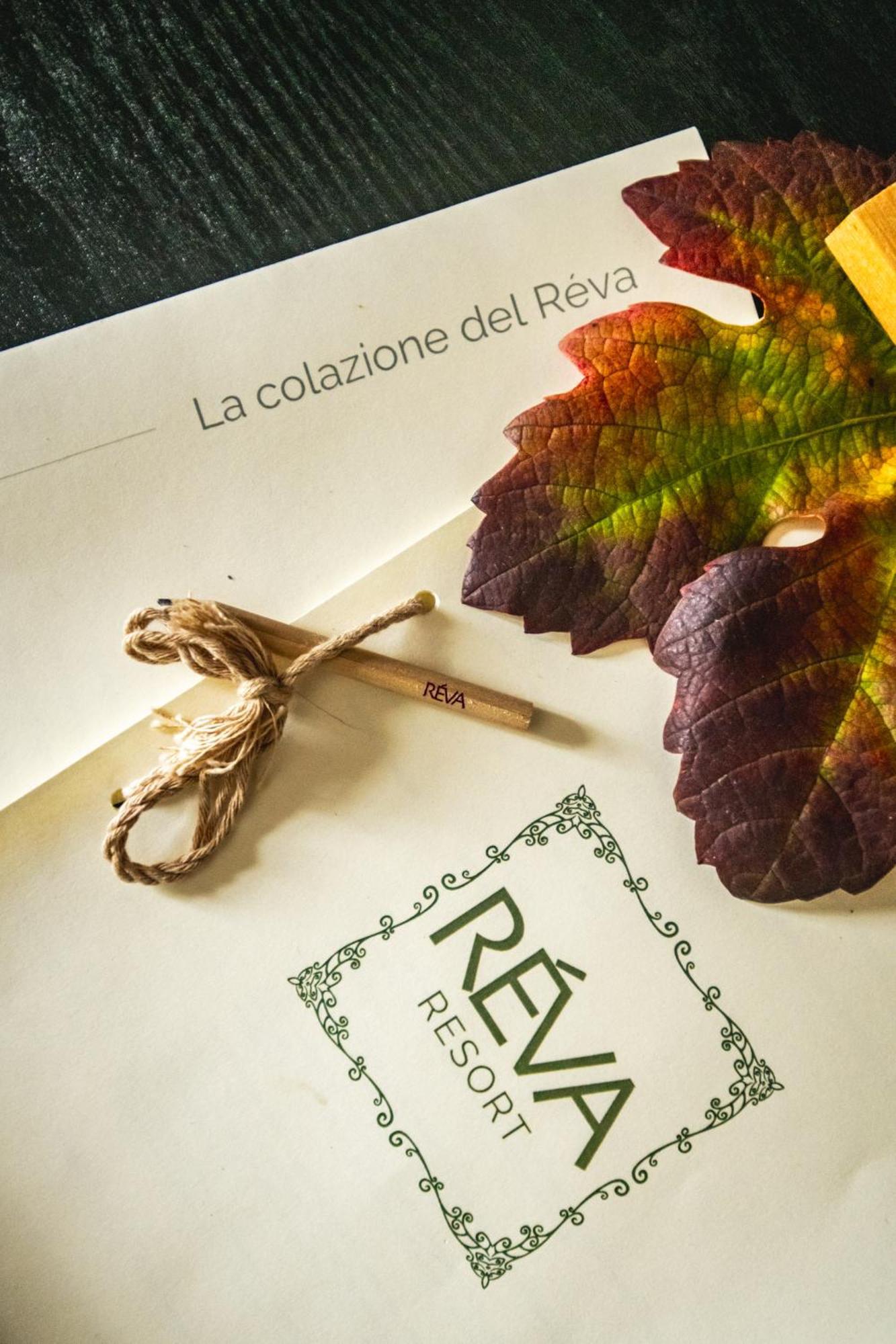 Reva Resort Monforte dʼAlba المظهر الخارجي الصورة